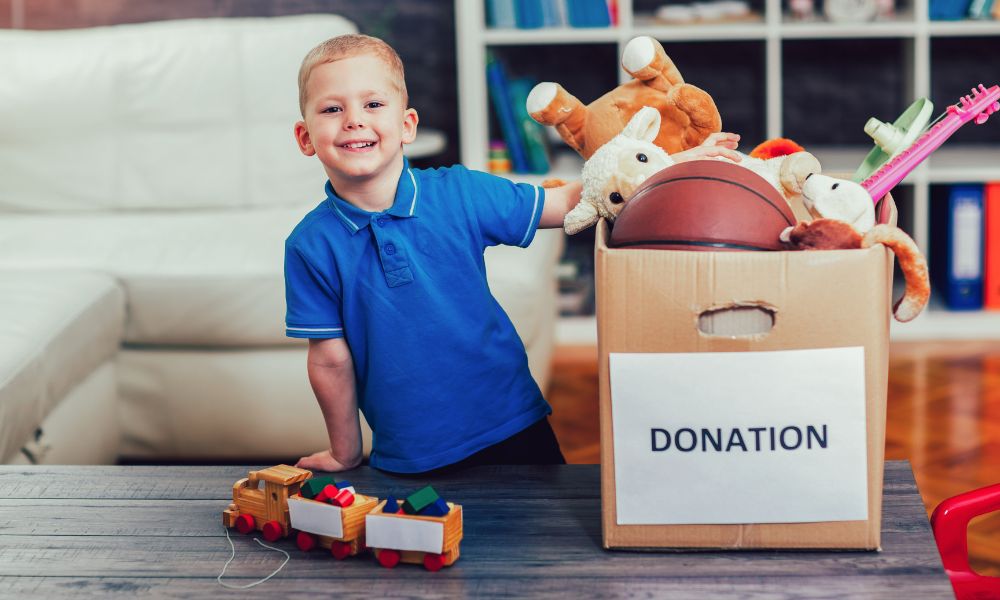 Tips for Teaching Your Children About Charity Tips for Teaching Your Children About Charity